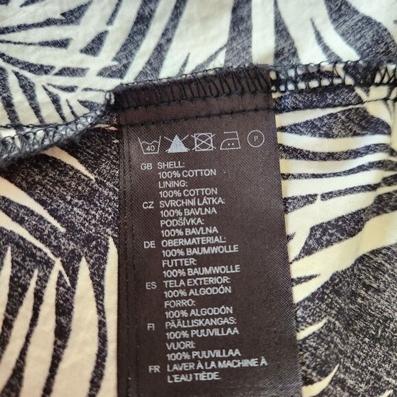 VINTAGE H&M Palm Leaf Print Halter Dress Black and White Flair Skirt fully lined - Picture 10 of 14